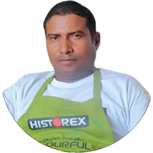 Imagen del artista cubano Julio César Carmenate Laugart director del Taller Cultural Luis Díaz Oduardo de Santiago de Cuba